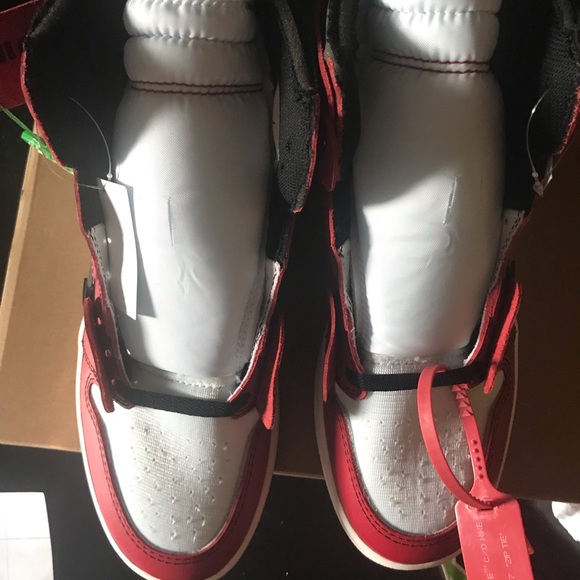 Offwhite Jordan 1’s - Picture 2 of 6